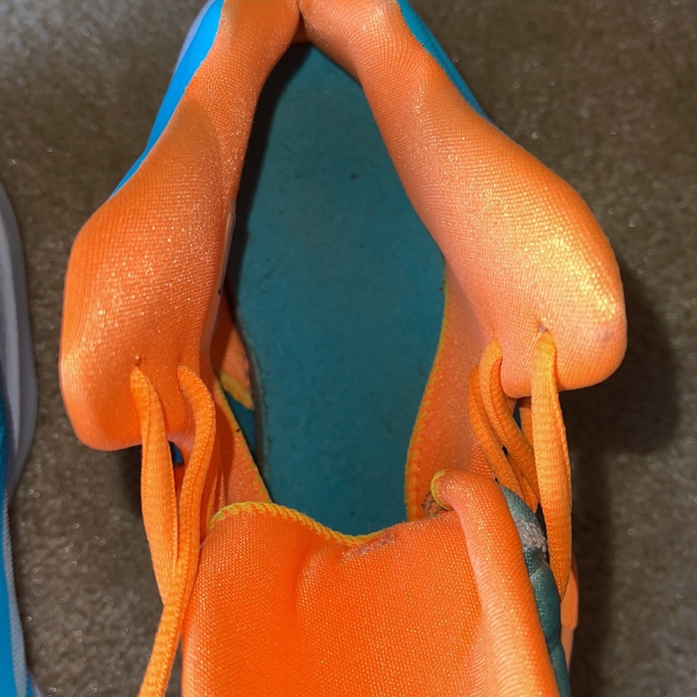 Nike KD, EUC Sneakers, Size 11 - Picture 8 of 9